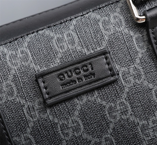 激安グッチバッグコピー内部構造